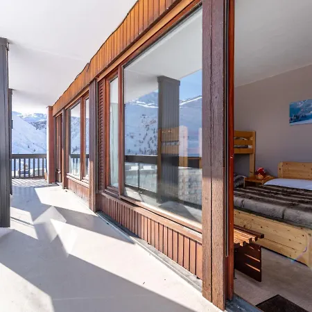 Apartment Le Bec Rouge - Le Lac-10 By Interhome Tignes