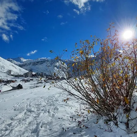 Apartment Le Bec Rouge - Le Lac-10 By Interhome Tignes