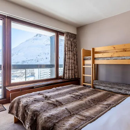 Apartment Le Bec Rouge - Le Lac-10 By Interhome Tignes
